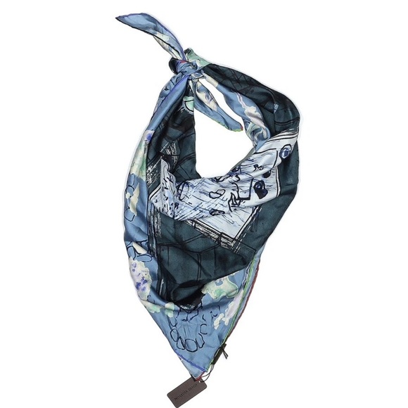 Louis Vuitton Vintage Light Blue Silk Scarf STILL WITH TAGS RARE NEVER USED/WORN - Picture 1 of 10